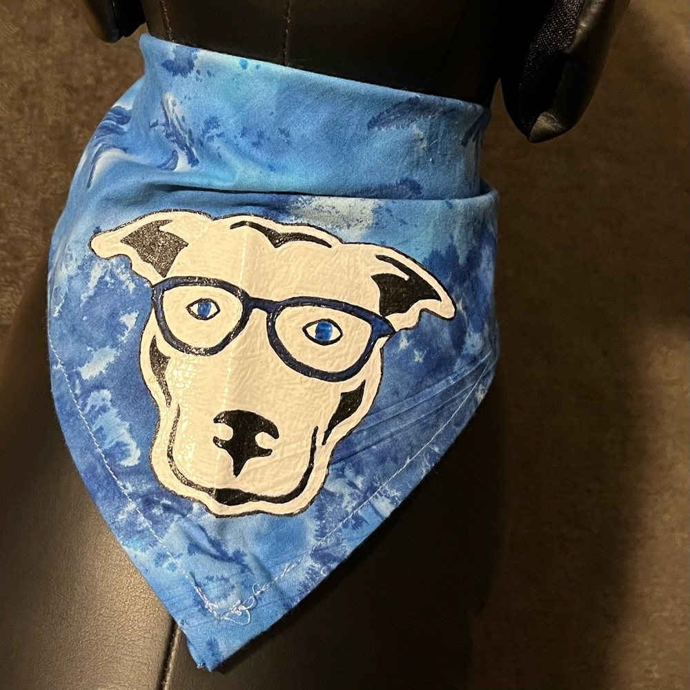 Triangle Pittie with glasses dog bandana